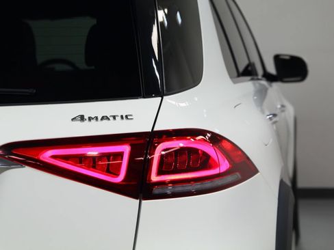 Certified 2021 Mercedes-Benz GLE 350 4MATIC image 17