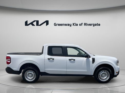 Used 2023 Ford Maverick XL FWD image 8