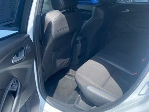Used 2017 Ford Focus RS AWD/4WD image 8
