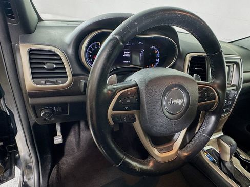 Used 2017 Jeep Grand Cherokee Laredo w/ Quick Order Package 2BE image 11