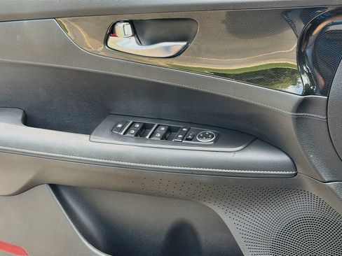Used 2023 Kia Forte GT-Line FWD image 17