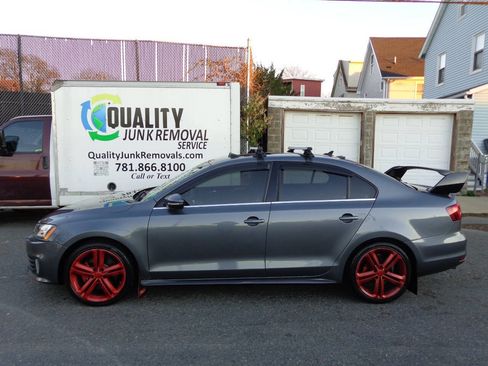 Used 2015 Volkswagen Jetta GLI SEL image 5