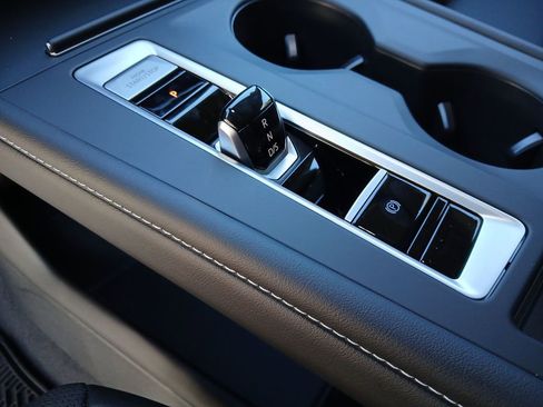 New 2026 Volkswagen Atlas SE image 22