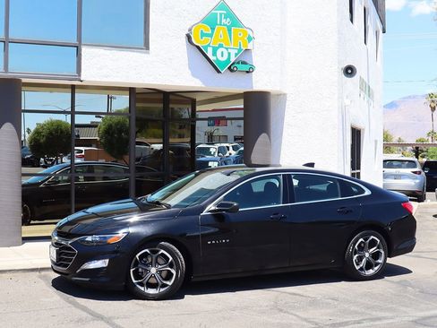 Used 2022 Chevrolet Malibu LT image 4