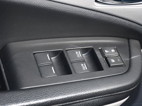 Used 2019 Honda Pilot Elite image 11