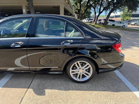 Used 2012 Mercedes-Benz C 250 Sedan image 5