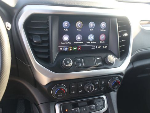 Used 2023 GMC Acadia SLE w/ Driver Convenience Package FWD image 22