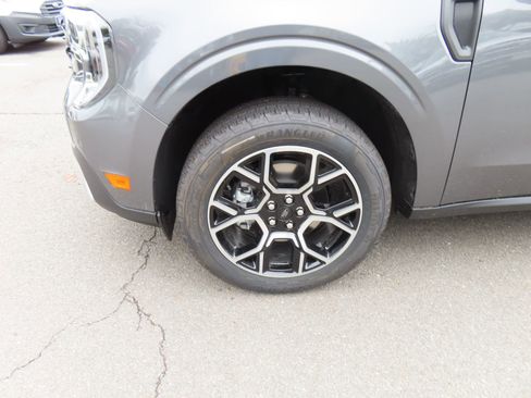 New 2026 Ford Maverick Lariat image 8