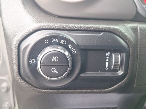 Used 2023 Jeep Gladiator Sport AWD/4WD image 32