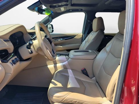 Used 2019 Cadillac Escalade Platinum AWD/4WD image 11