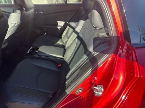 Certified 2017 Toyota Prius Prime Advanced w/ Carpet Mat Package image 13