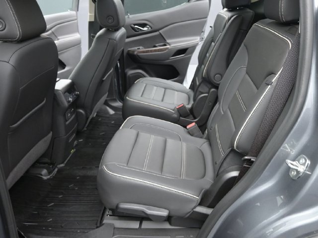 Used 2022 GMC Acadia Denali w/ Denali Ultimate Package AWD/4WD image 13