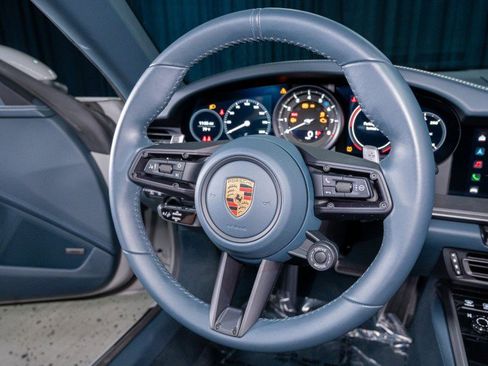 Used 2023 Porsche 911 Carrera 4S image 21