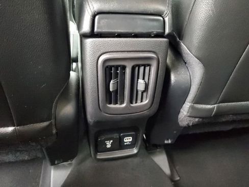 Used 2021 Jeep Compass Latitude image 29