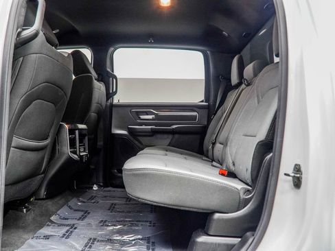 Used 2021 RAM 1500 Big Horn RWD image 41