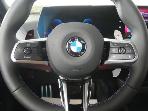 Used 2026 BMW M235i xDrive w/ Technology Package AWD/4WD image 17