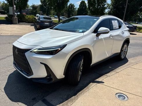 Used 2024 Lexus NX 350h AWD w/ Vision Package image 3