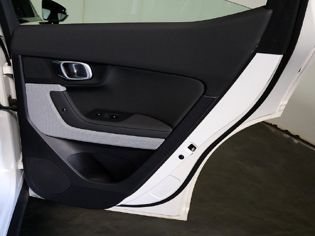 Used 2024 Polestar Polestar 2 AWD/4WD image 30