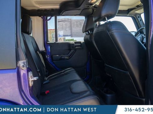 Used 2016 Jeep Wrangler Unlimited Sahara AWD/4WD image 14
