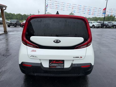 Used 2021 Kia Soul S FWD image 5
