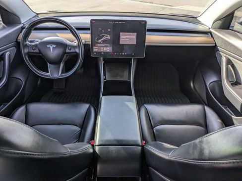 Used 2019 Tesla Model 3 Long Range image 23