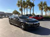 Used 2022 Honda Accord Touring image 2