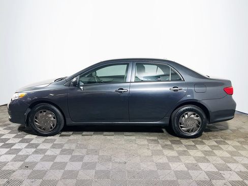 Used 2010 Toyota Corolla LE FWD image 5