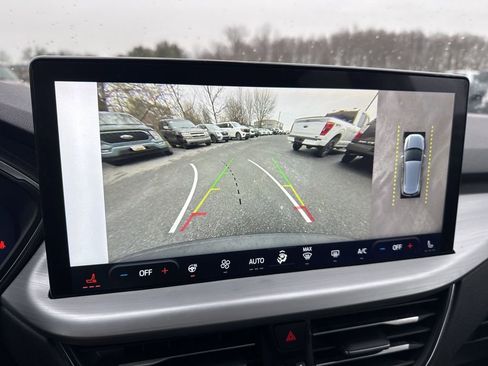 Used 2024 Ford Escape Platinum image 18