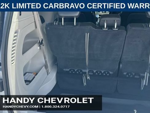 Used 2024 Chrysler Pacifica Touring-L FWD image 14