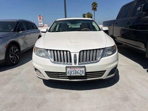 Used 2012 Lincoln MKS FWD image 2