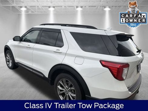 Used 2023 Ford Explorer XLT w/ Equipment Group 202A AWD/4WD image 3
