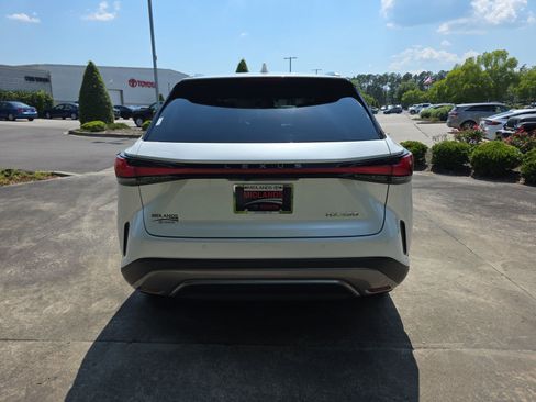 Used 2023 Lexus RX 350 Premium w/ Accessory Package (Z1) FWD image 4