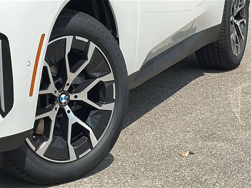 New 2026 BMW X3 xDrive30 w/ Convenience Package image 3