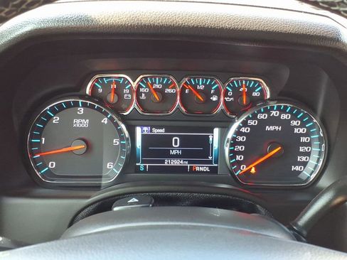 Used 2018 GMC Yukon XL SLT AWD/4WD image 24