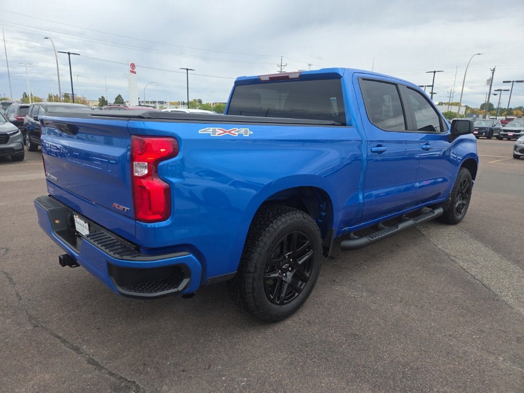 Used 2026 Chevrolet Silverado 1500 RST w/ RST Select Package AWD/4WD image 5