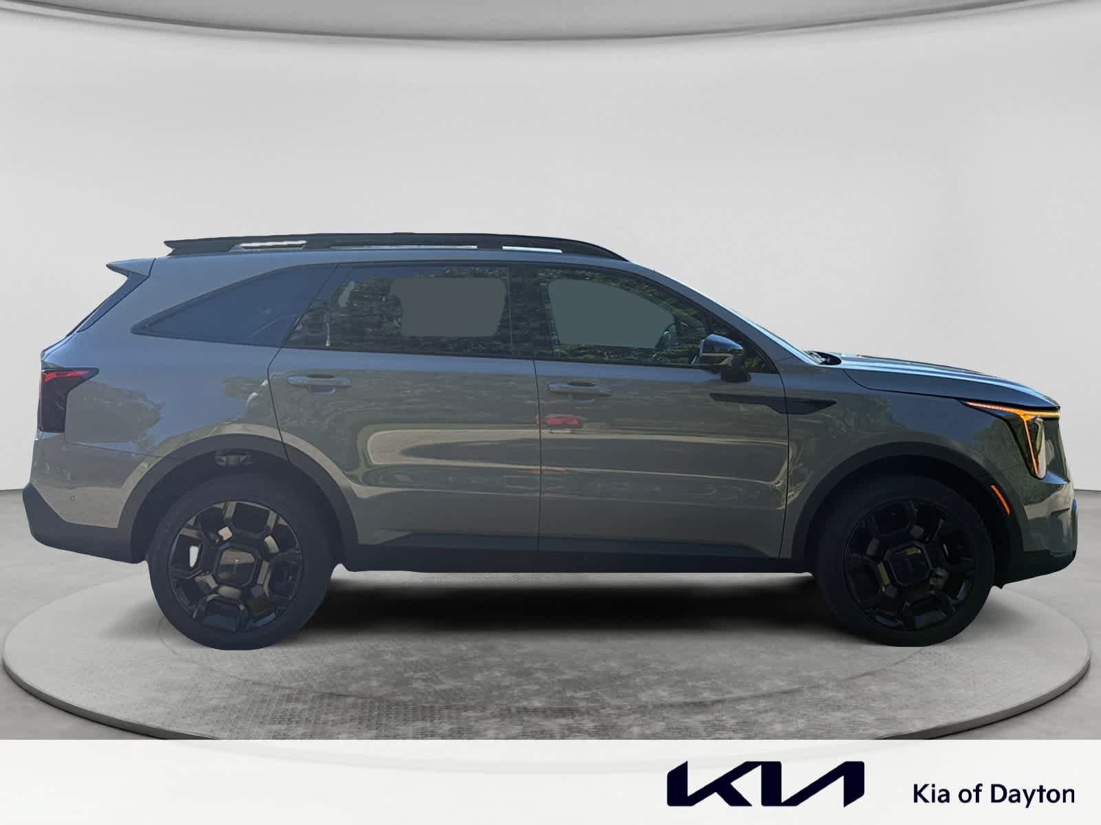 Used 2025 Kia Sorento SX AWD/4WD image 4