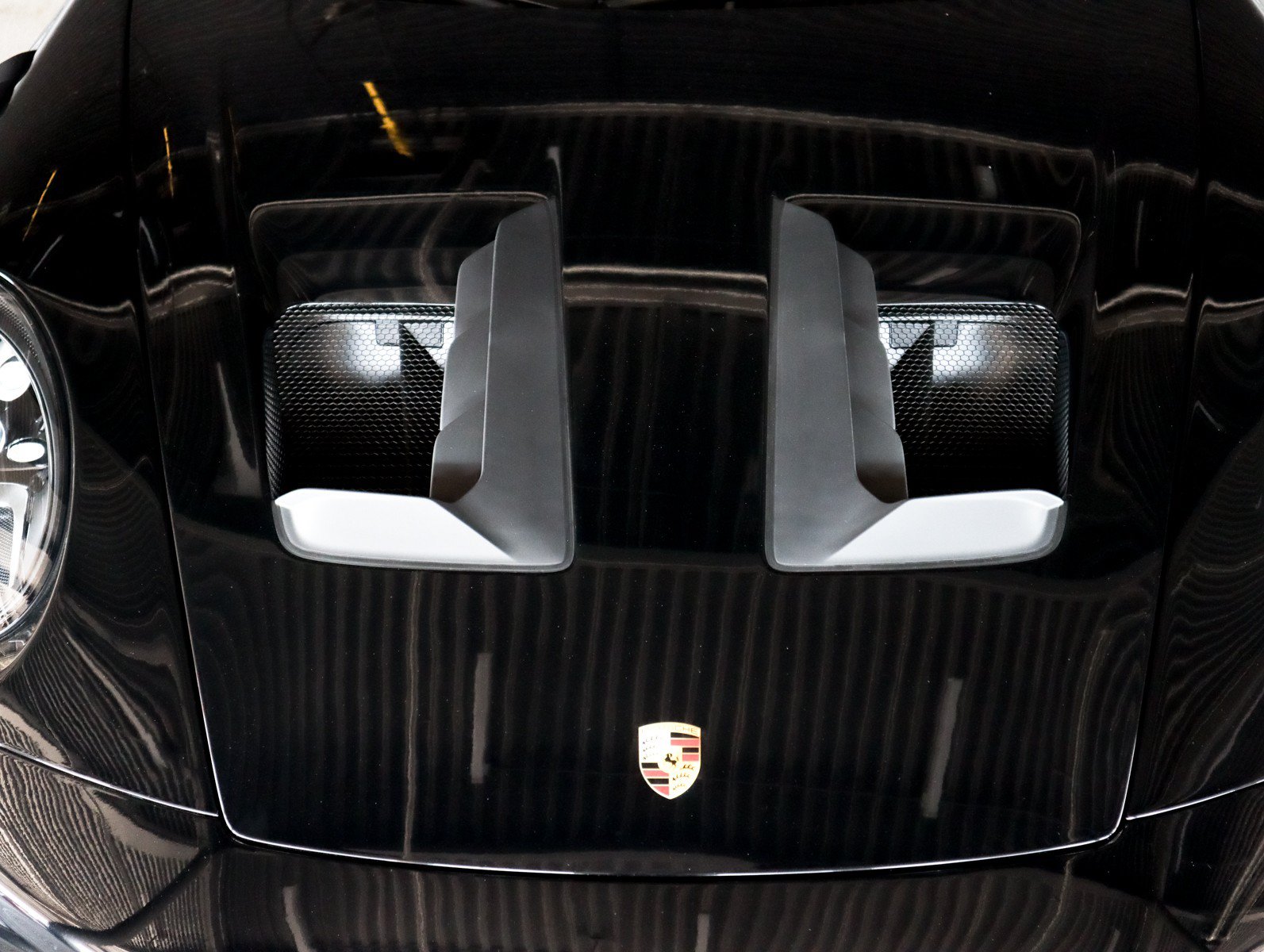 Certified 2024 Porsche 911 GT3 RS RWD image 35