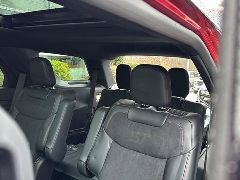 New 2026 Ford Explorer ST w/ Sun And Sound Package image 40