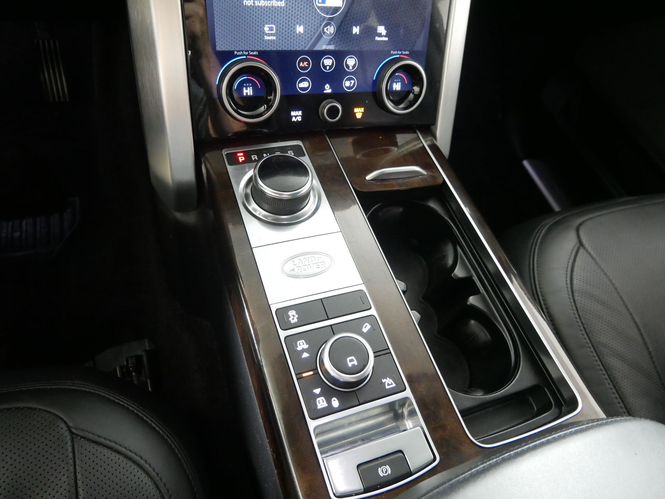 Used 2020 Land Rover Range Rover HSE AWD/4WD image 24