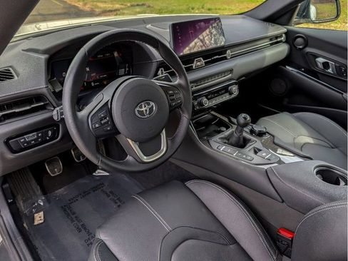 Used 2025 Toyota Supra Premium RWD image 14