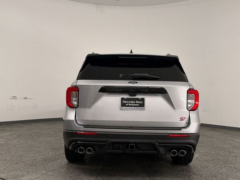 Used 2022 Ford Explorer ST AWD/4WD image 9