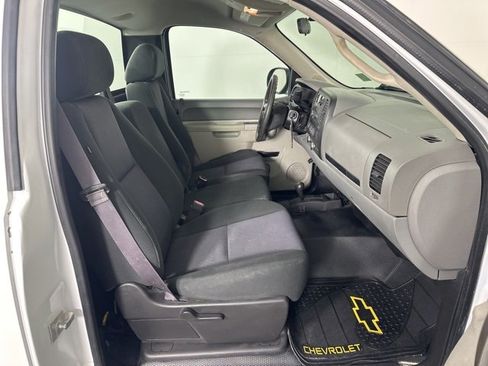 Used 2013 Chevrolet Silverado 1500 W/T w/ LS Package image 13