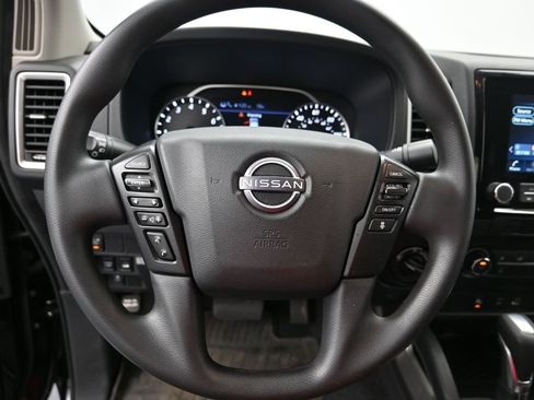 Used 2022 Nissan Frontier SV w/ Technology Package image 15