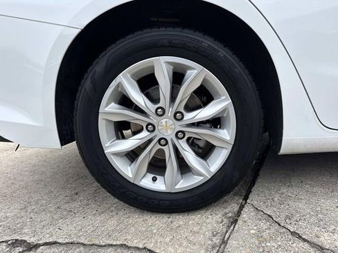 Used 2024 Chevrolet Malibu LT image 10