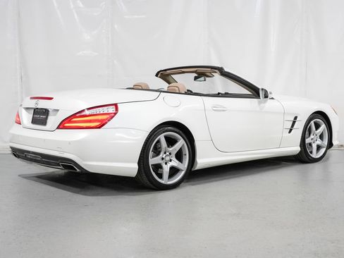 Used 2013 Mercedes-Benz SL 550 image 6