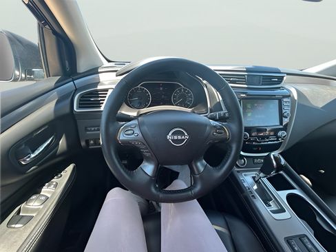 Used 2024 Nissan Murano SV AWD/4WD image 9