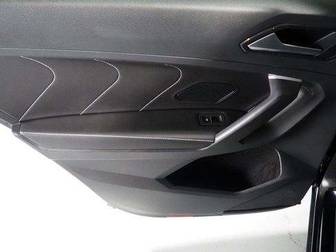 Used 2024 Volkswagen Tiguan SE R-Line FWD image 52