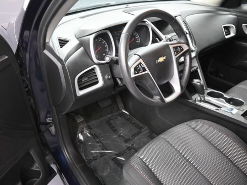 Used 2017 Chevrolet Equinox LT w/ Convenience Package FWD image 12