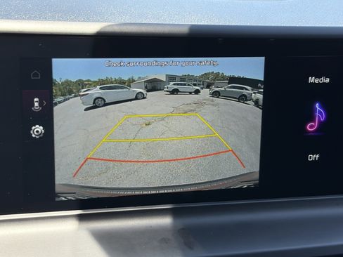 Used 2024 Kia Seltos S FWD image 29