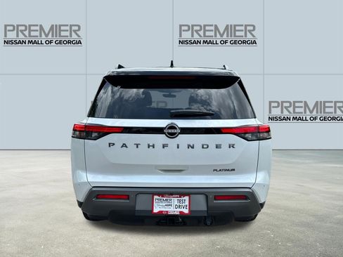 New 2026 Nissan Pathfinder Platinum FWD image 5